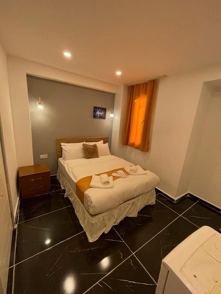 undefined Happy Dreams Apart Hotel 3