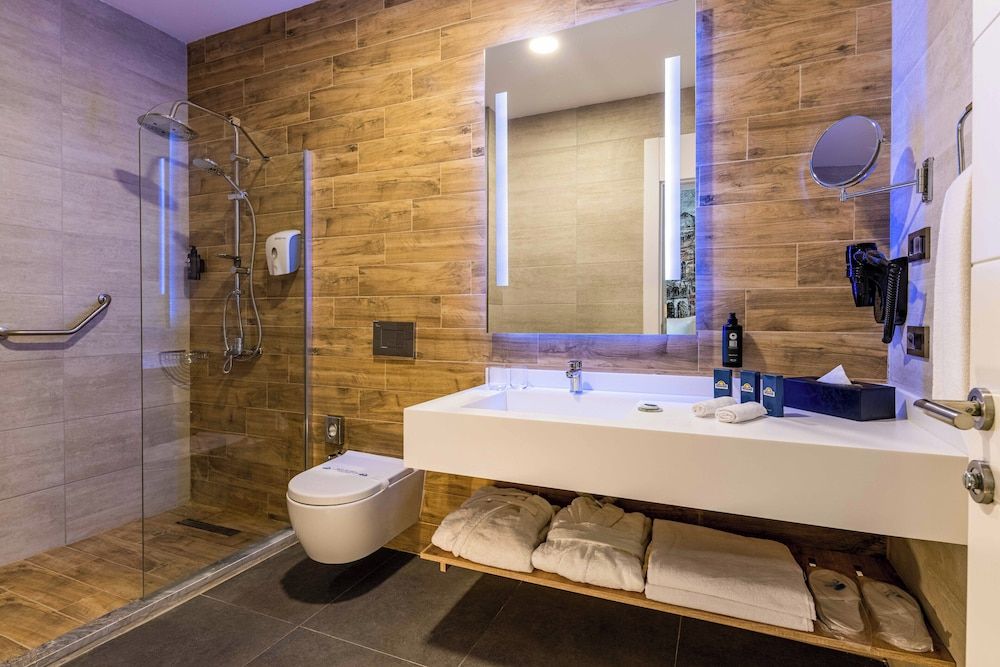 undefined Days Inn & Suites by Wyndham Istanbul Esenyurt 10
