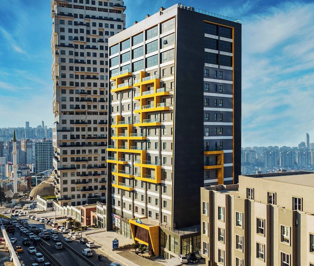 undefined Days Inn & Suites by Wyndham Istanbul Esenyurt