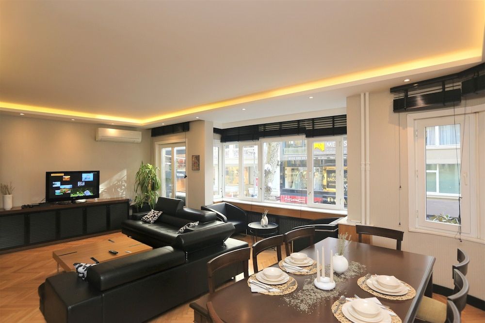 undefined Luxury 4+1 Apt @ Nisantasi
