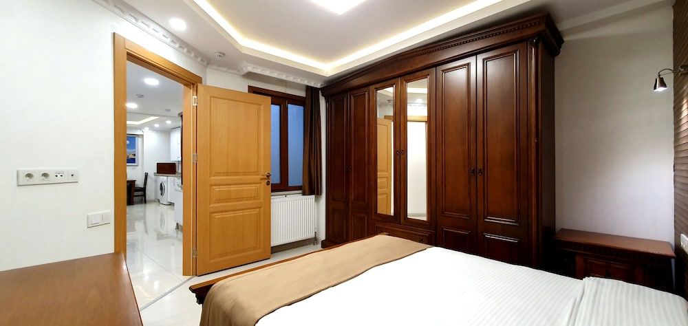 undefined TaksimFlat 7