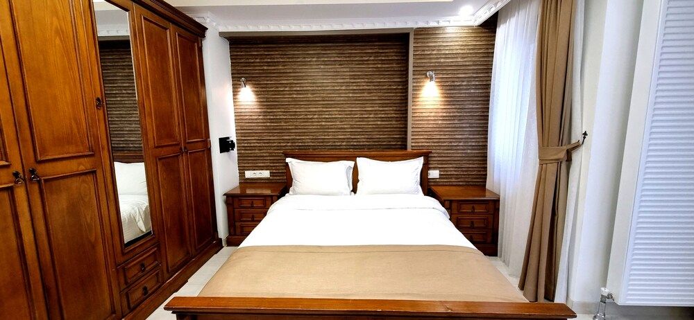 undefined TaksimFlat 8