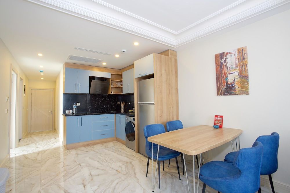 undefined Princely Suites 6