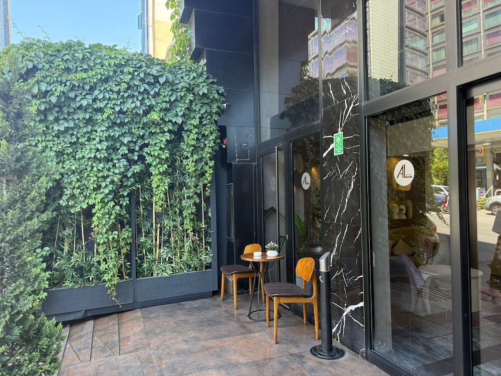 undefined actuel life hotel 9