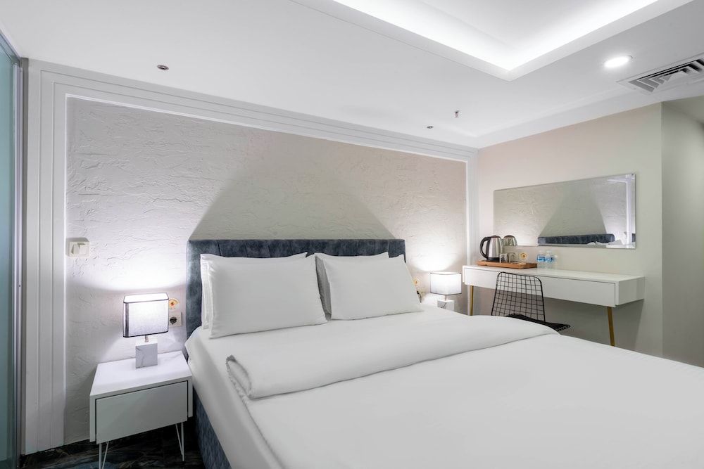 undefined actuel life hotel 3