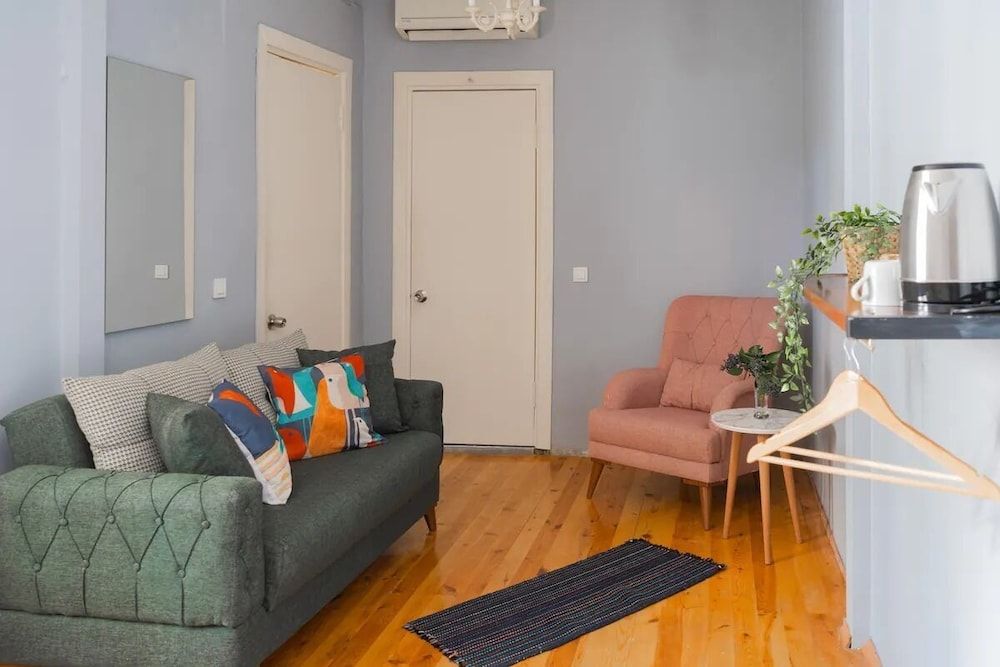 undefined Garden Floor Flat in The Galata 10