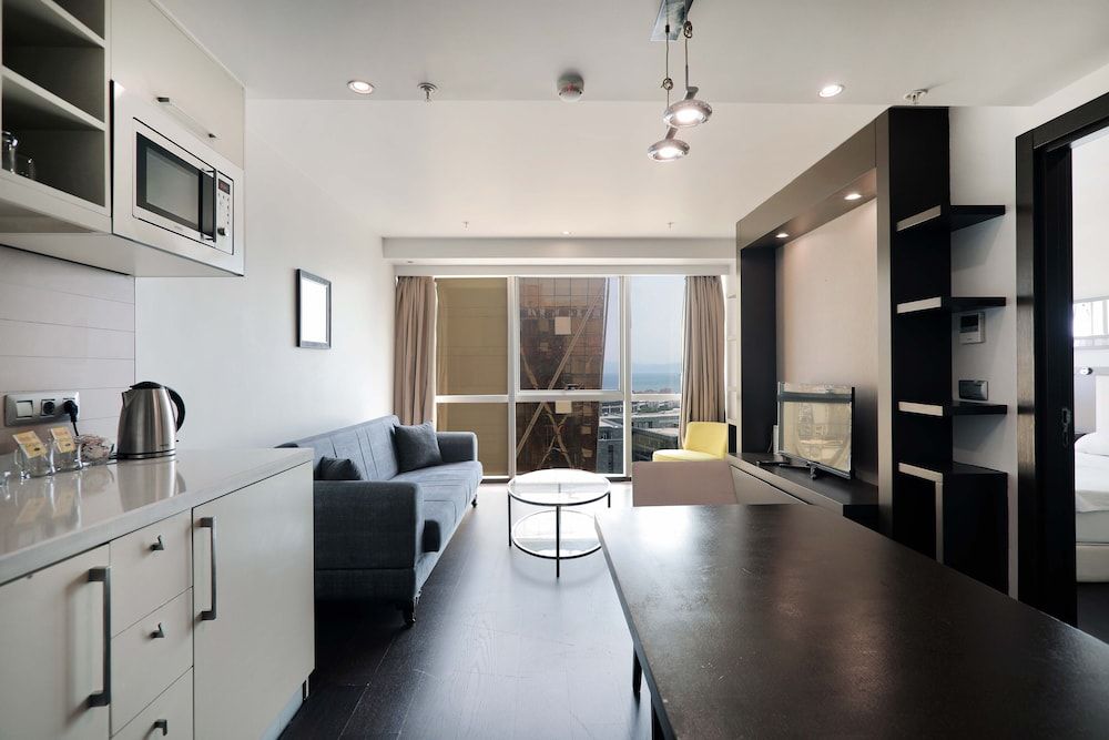 The Four Winds Hotel Deluxe Suite 3