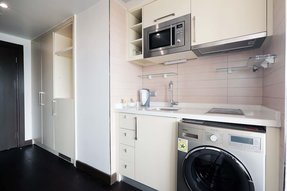 The Four Winds Hotel Standard Suite 4