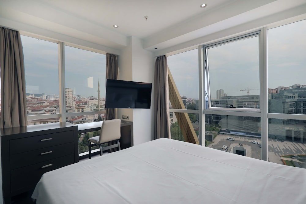 undefined The Four Winds Hotel 2