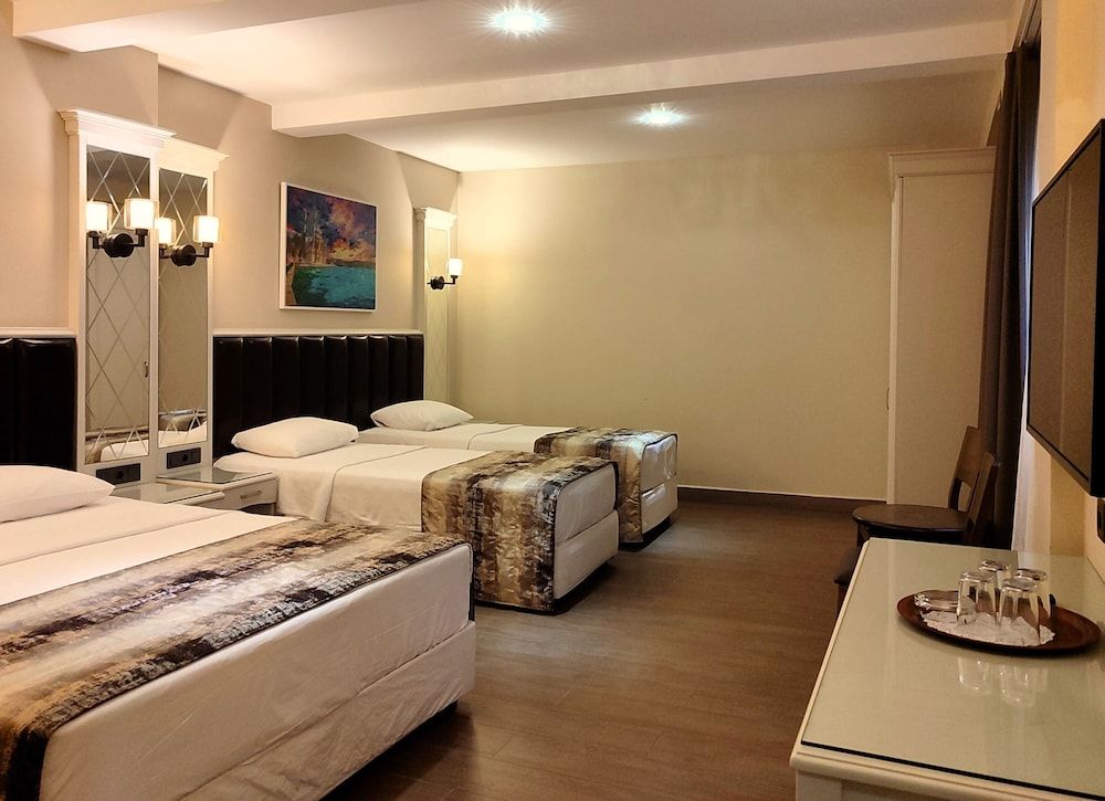 undefined Morava Hotel 3