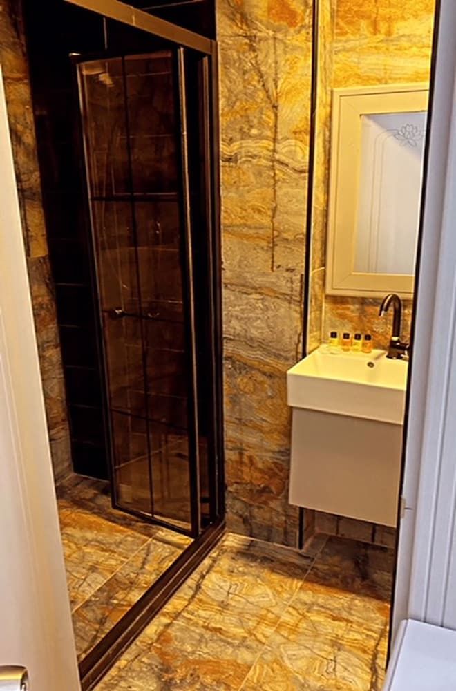 undefined BALPETEK HOTEL 6