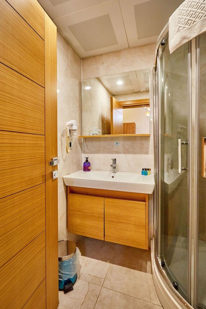 Ardey Hotel Economy Room Basement Floor 21