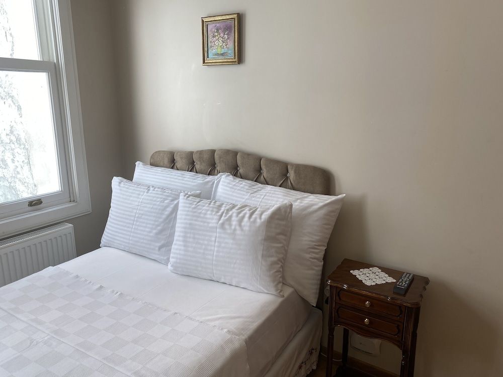 undefined Çırağan's Omnia Hotel 10