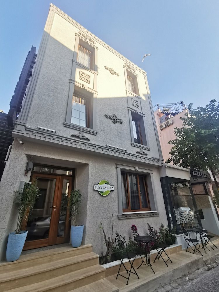 undefined LUXX GARDEN HOTEL 9