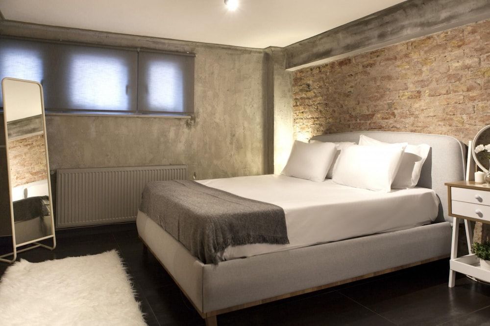 undefined Chic and Central Flat in the Heart of Beyoglu 8