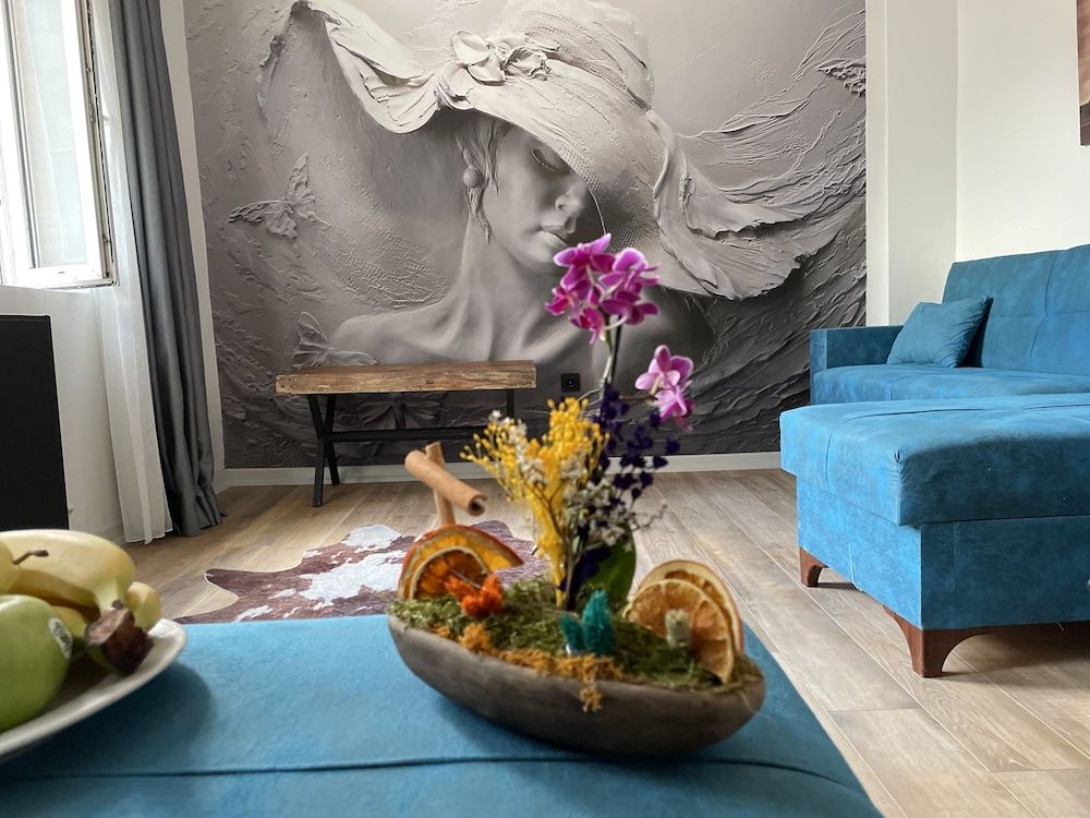 undefined Mates Istiklal 8