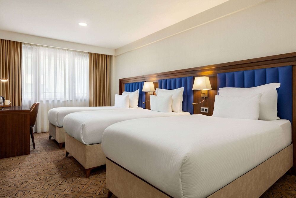 Ramada Plaza By Wyndham Istanbul Sultanahmet Deluxe Room, 3 Twin Beds