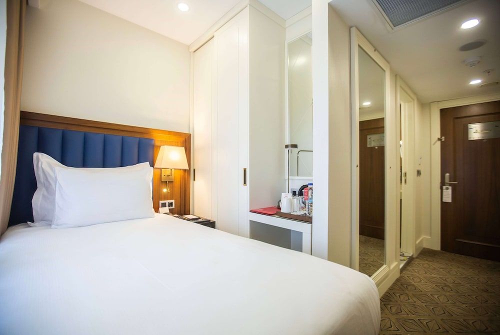 undefined Ramada Plaza By Wyndham Istanbul Sultanahmet 2