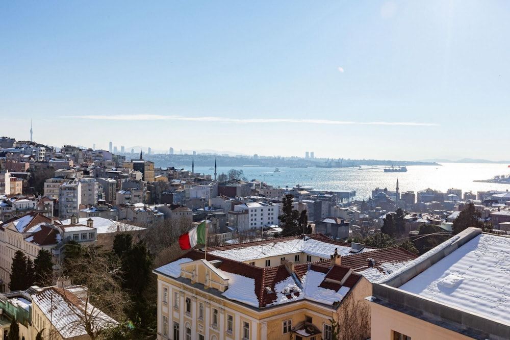 Missafir Flat in Beyoglu With Bosphorus View Apartment 32