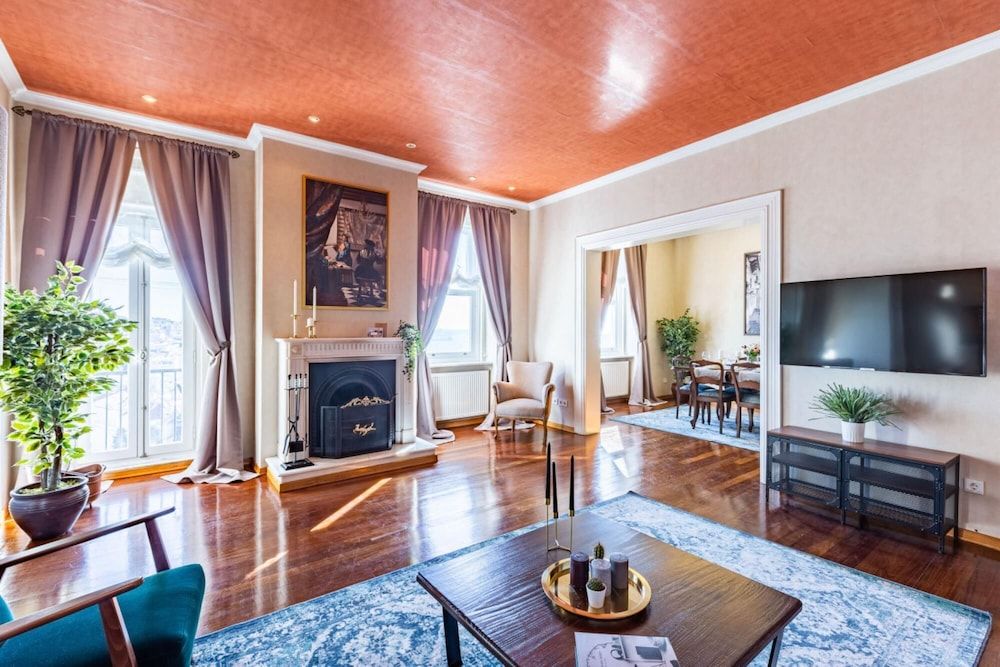 undefined Missafir Flat in Beyoglu With Bosphorus View 7