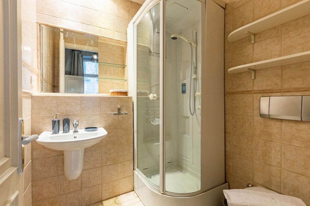 Missafir Flat in Beyoglu With Bosphorus View Apartment 36