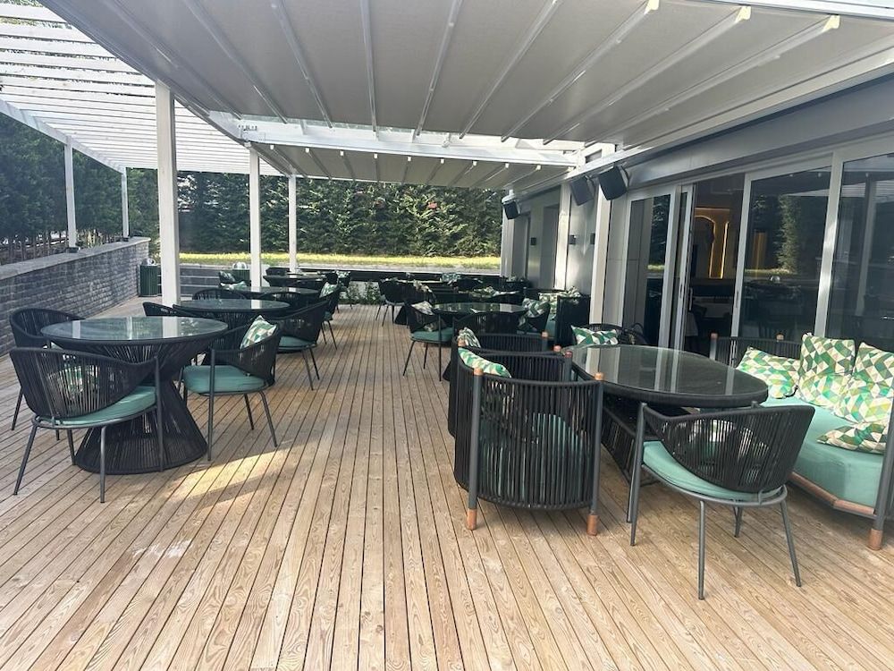 undefined Sherlock Homes Hotels 10