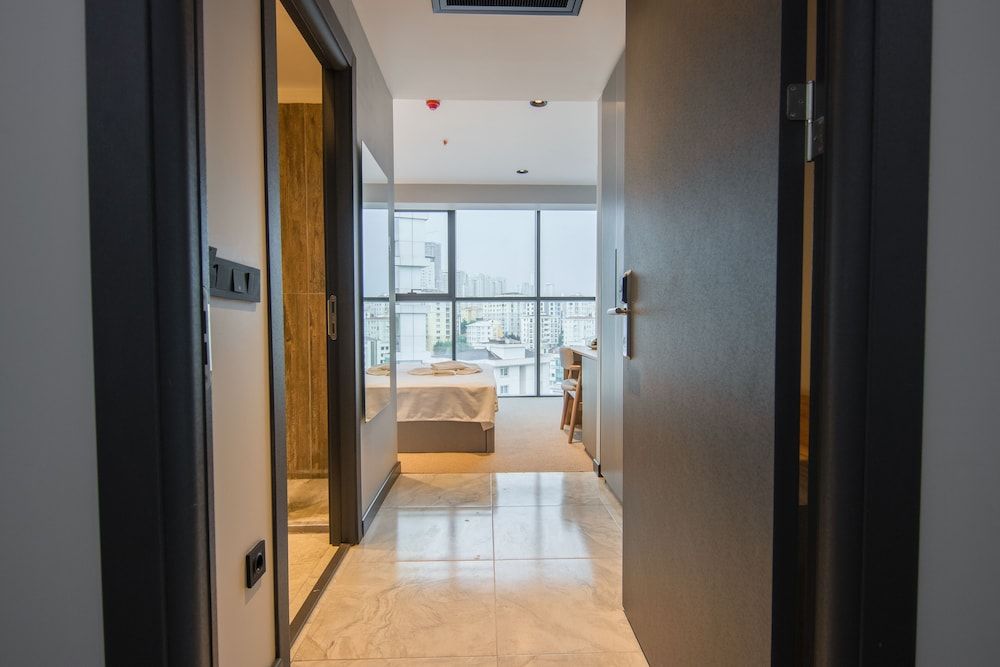 Sherlock Homes Hotels Economy Room 5