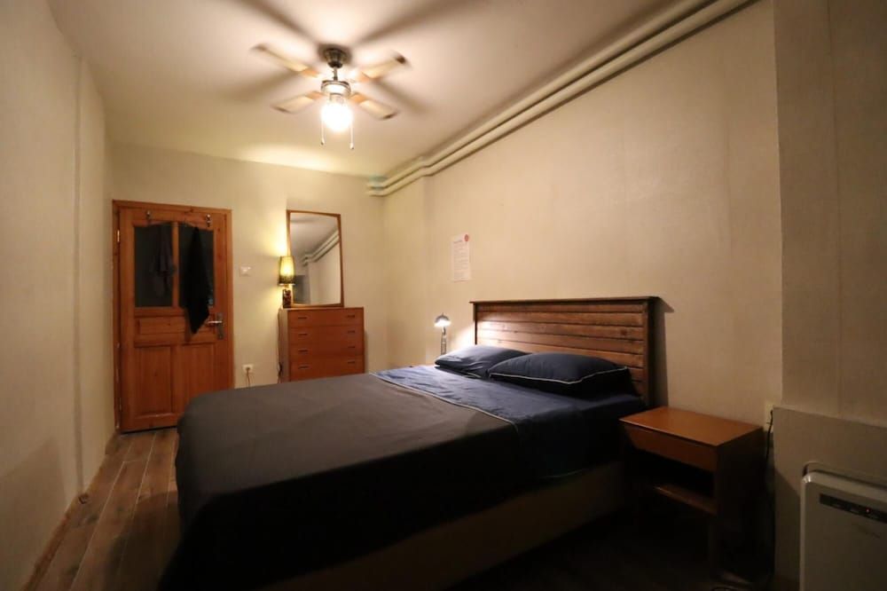 undefined Cozy Flat With Backyard 600 m to Moda Coastal Park 10