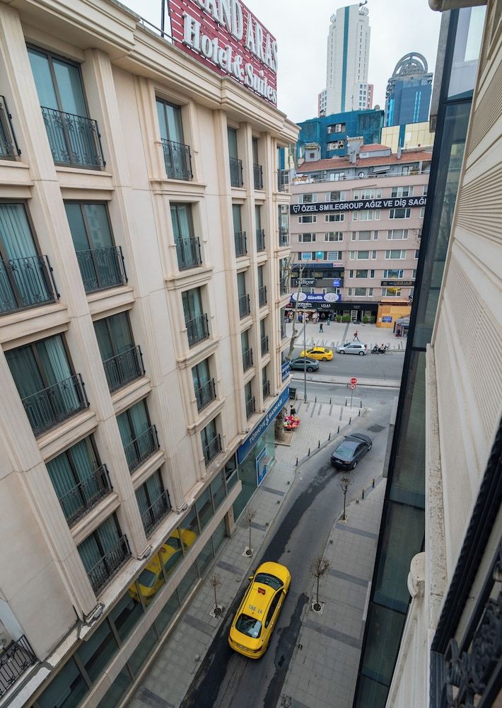 undefined Dolce Vita Suite Hotel 4