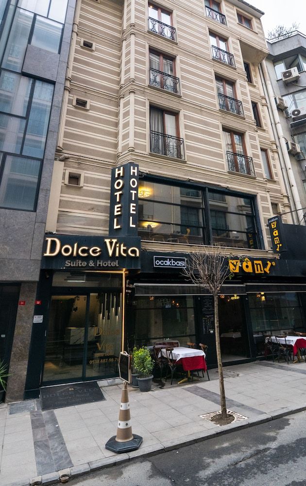 undefined Dolce Vita Suite Hotel 6