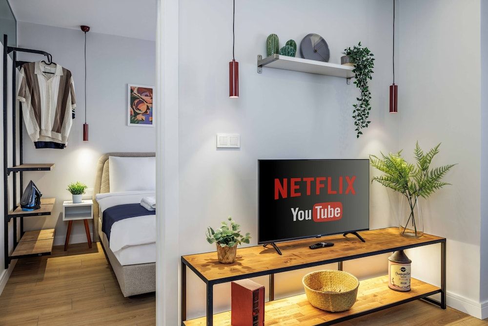 Monnas Suite Superior Condo 20