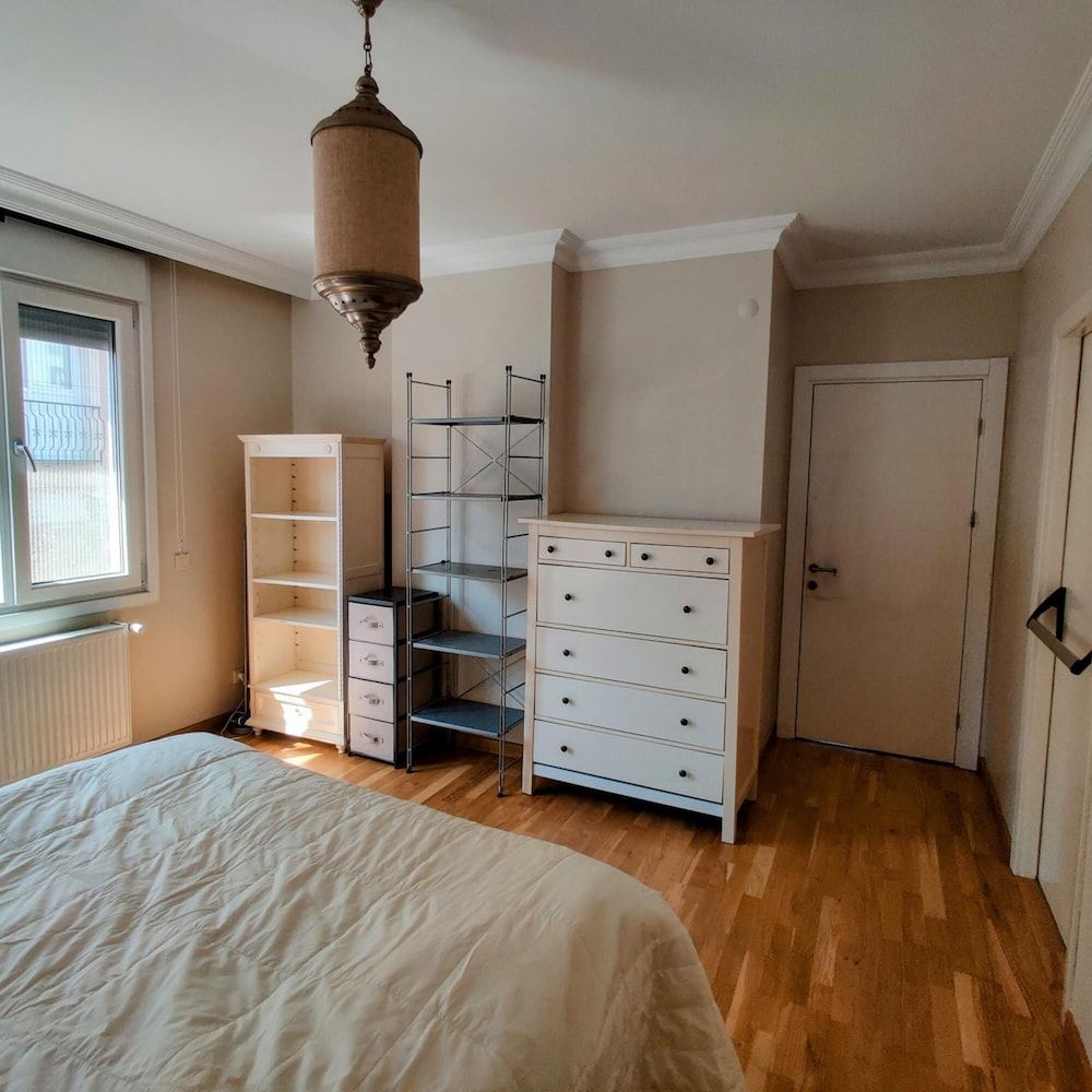 undefined Lovely Flat With Central Location in Kadikoy 5