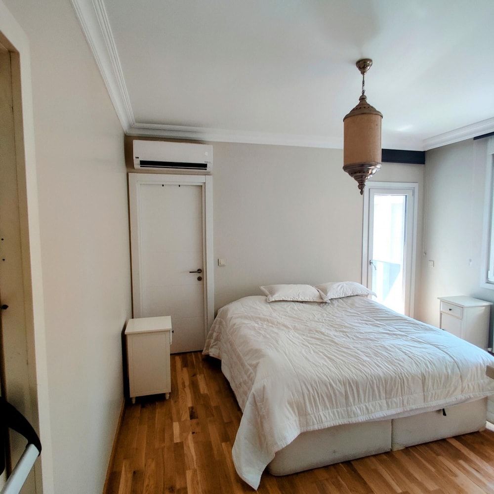 undefined Lovely Flat With Central Location in Kadikoy 2
