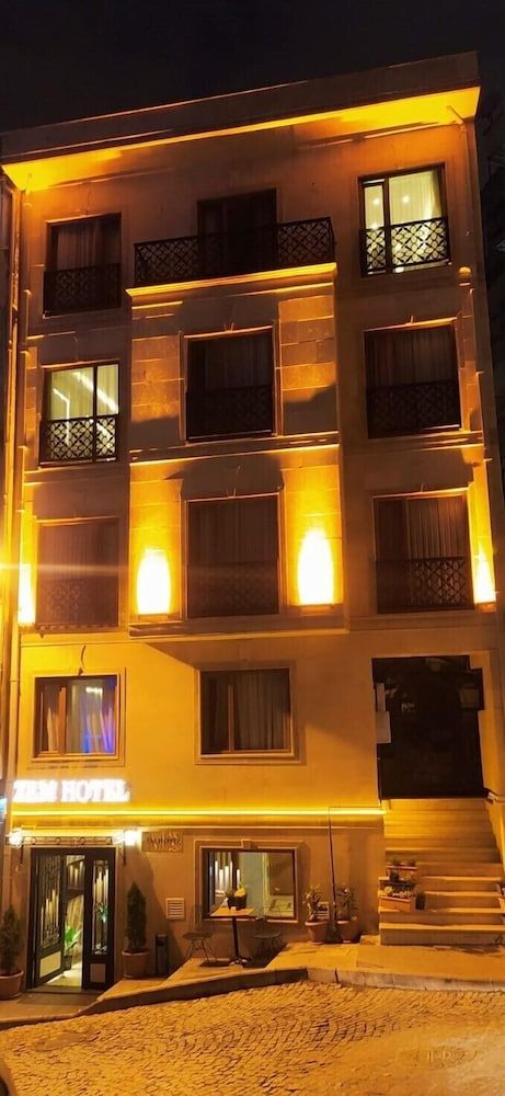 undefined Zem Hotel 5