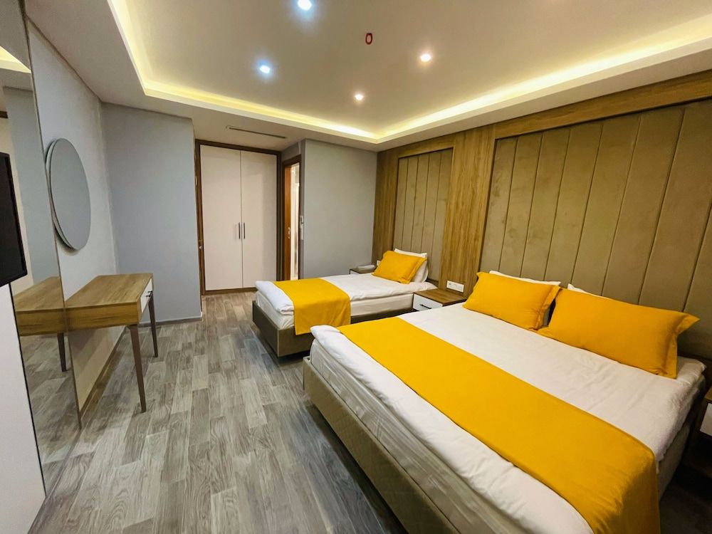 undefined Zem Hotel 7