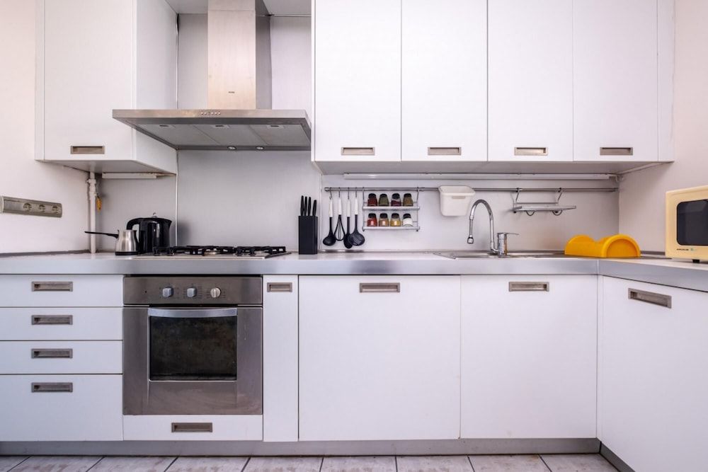 undefined Fascinating Flat Near City s Mall With Terrace 4