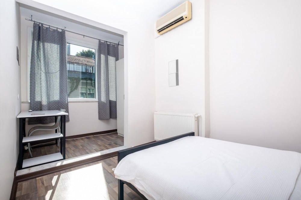 undefined Fascinating Flat Near City s Mall With Terrace 9