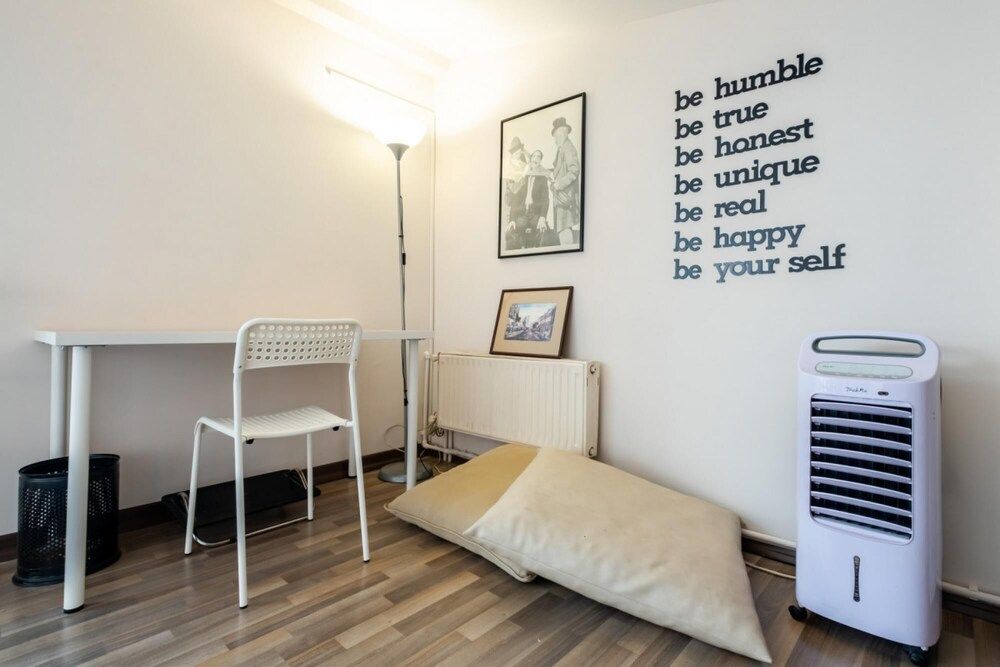 Fascinating Flat Near City s Mall With Terrace Apartment 54