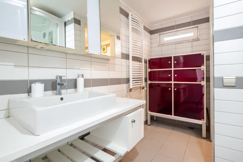 Fascinating Flat Near City s Mall With Terrace Apartment 39