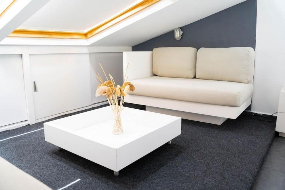 undefined Stylish and Central Duplex House in Beyoglu 5