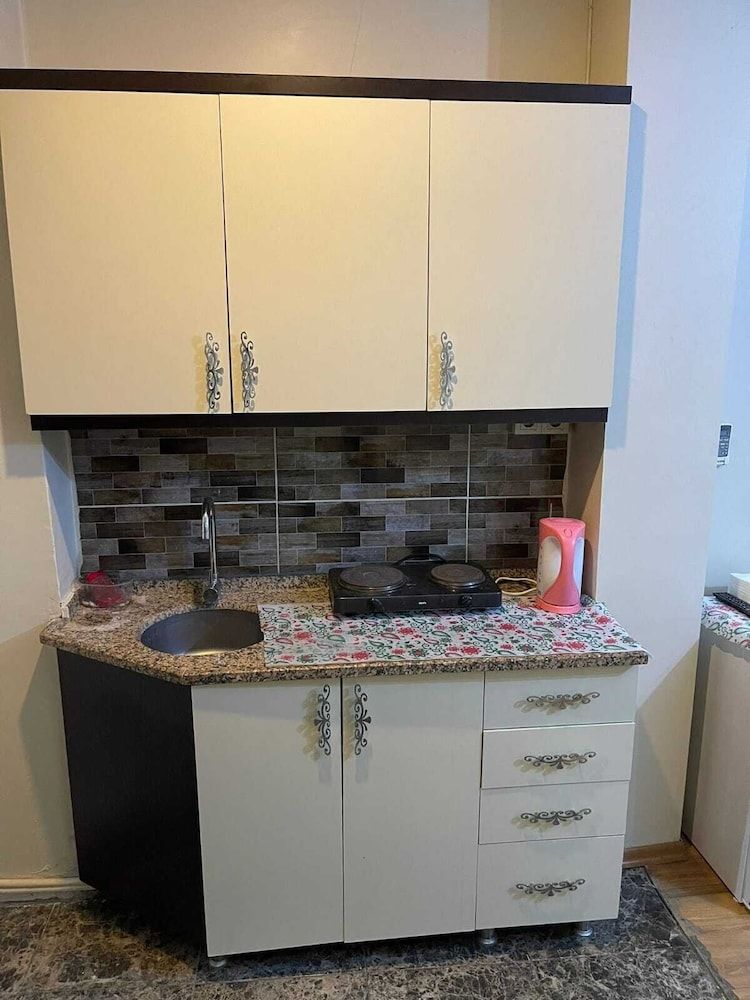 Nevizade Hotel Economy Studio 9