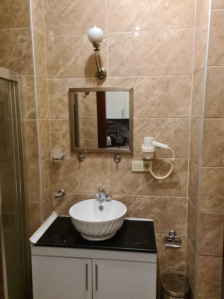 Nevizade Hotel Economy Studio 13