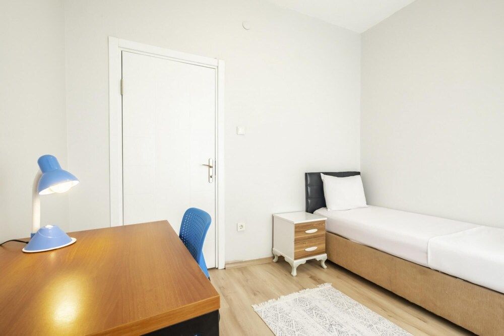 undefined Lovely Flat Near Shore and Trendy Spots in Kadikoy 9