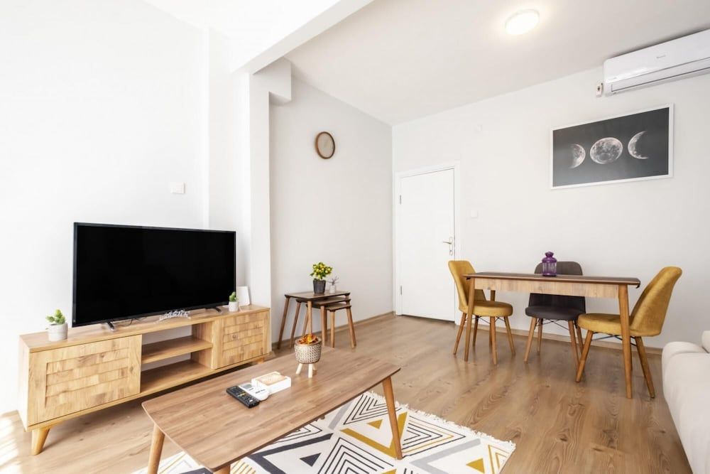 undefined Lovely Flat Near Shore and Trendy Spots in Kadikoy 5