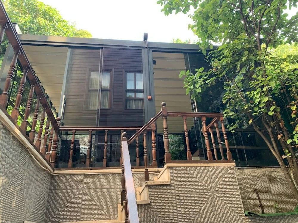 undefined Amida House 9