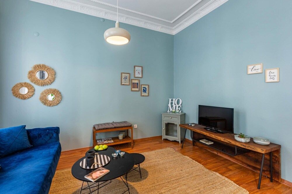undefined Flat 5 Min Walk to Taksim Square in Beyoglu 7