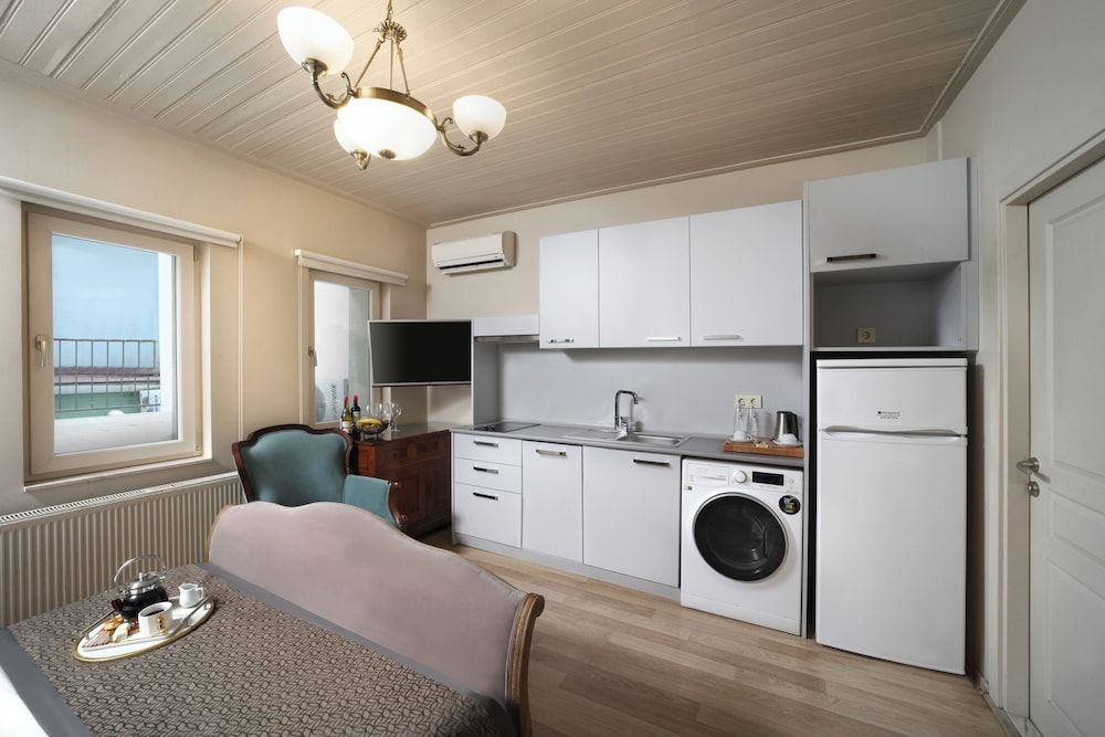 undefined Meroddi Galata Flats 9