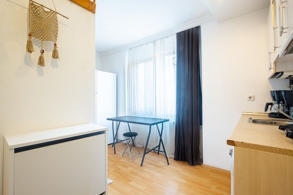undefined Vibrant Studio Flat Near Taksim Square 6