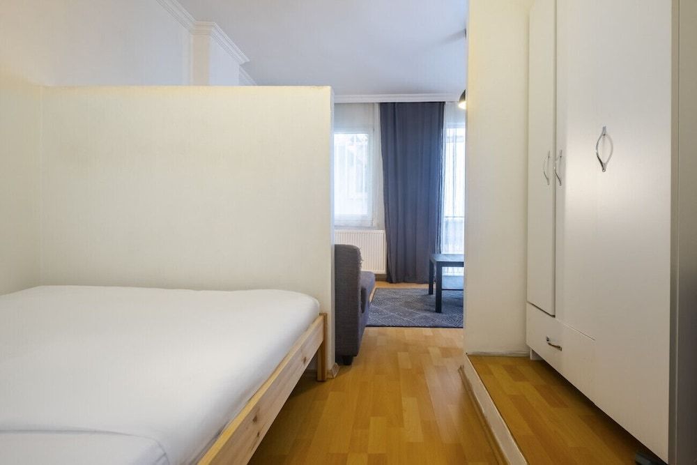 undefined Vibrant Studio Flat Near Taksim Square 9