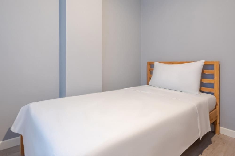 undefined Central Flat 800 m to Cevahir Mall in Sisli 9